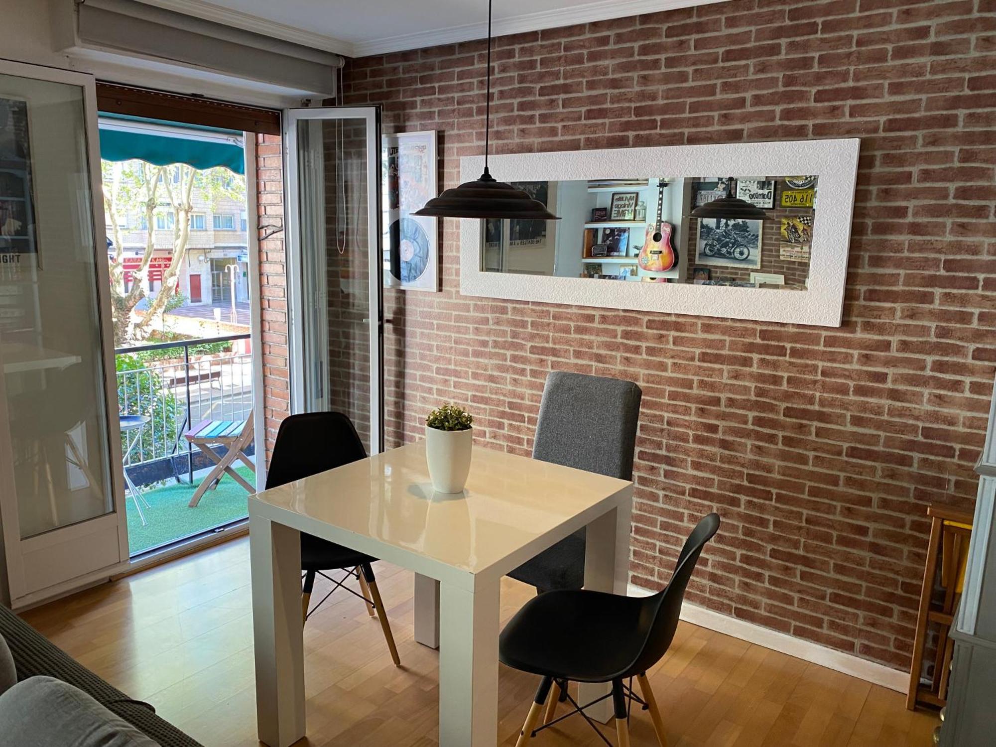 Apartamento Estilo Vintage Centrico Y Garage Incluido Λογκρόνο Εξωτερικό φωτογραφία